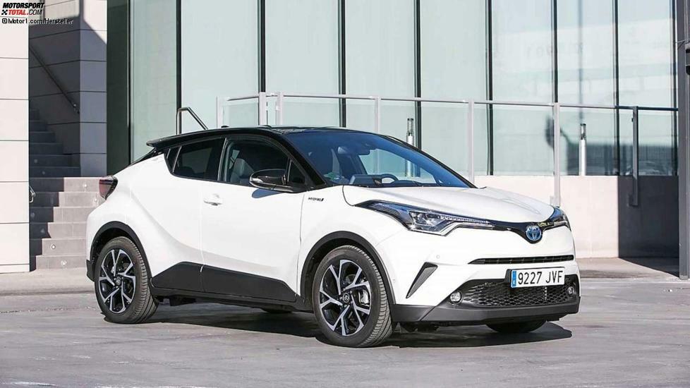 Toyota C-HR: Ermutigt durch den Erfolg der Studie, entschied sich Toyota, das SUV zu produzieren. Das Design ist sehr ähnlich wie bei der Studie. Das 4,36 Meter lange Auto wird mit dem gleichen 122-PS-Hybridsystem angeboten wie der Prius. Außerdem gibt es noch einen 1,2-Liter-Turbobenziner mit 116 PS.