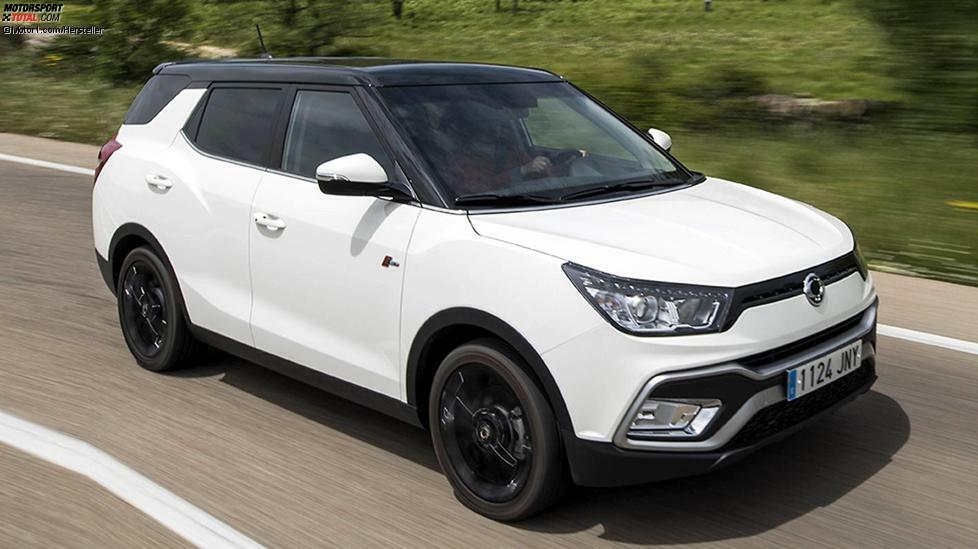 Auch der 4,44 Meter lange SsangYong XLV (sozusagen eine Langversion des Tivoli) gehört zu den Exoten unter den Tiguan-Konkurrenten. Aber warum nicht mal einen Seitenblick riskieren? Schließlich ist der Basispreis von 17.490 Euro appetitlich, er ist der niedrigste in unserer Liste. Dafür erhält man eine Version mit einem 128 PS und 160 Newtonmeter starken Saugbenziner. Alternativ gibt es einen 115 PS starken Diesel. Unser Tester war vom XLV recht angetan.
So, das war unsere Galerie der zehn besten Tiguan-Rivalen. Sie vermissen Seat Ateca und Skoda Karoq? Nun, das liegt daran, dass wir die Länge eingegrenzt haben auf 10 Zentimeter kürzer/länger als der Tiguan, und diese beiden Modelle sind etwas kleiner (Ateca: 4,36 Meter, Karoq: 4,38 Meter).