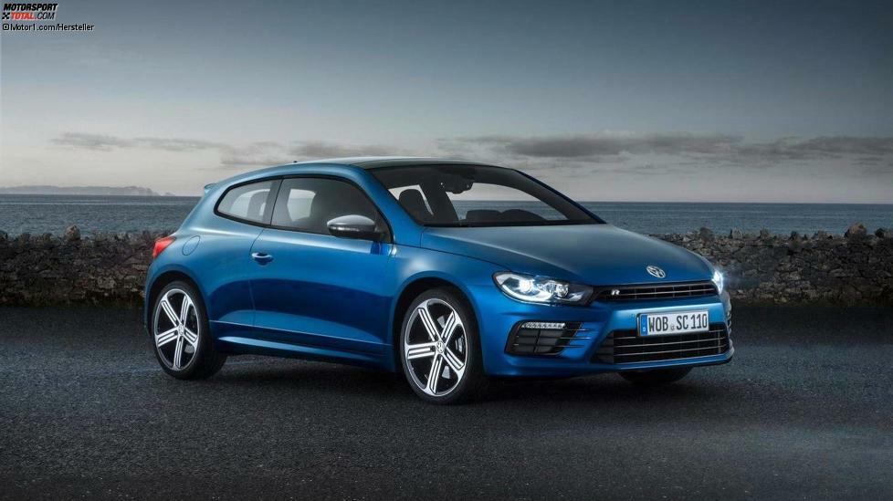 So richtig ist der Funke beim VW Scirocco des 21. Jahrhunderts nie übergesprungen. Trotzdem hielt er sich sehr lange. Nach fast zehn Jahren wurde die Produktion der dritten Generation 2017 eingestellt.
Ein direkter Nachfolger ist bislang nicht in Sicht. Aber wer weiß, was der modulare Querbaukasten von Volkswagen so alles hergibt.