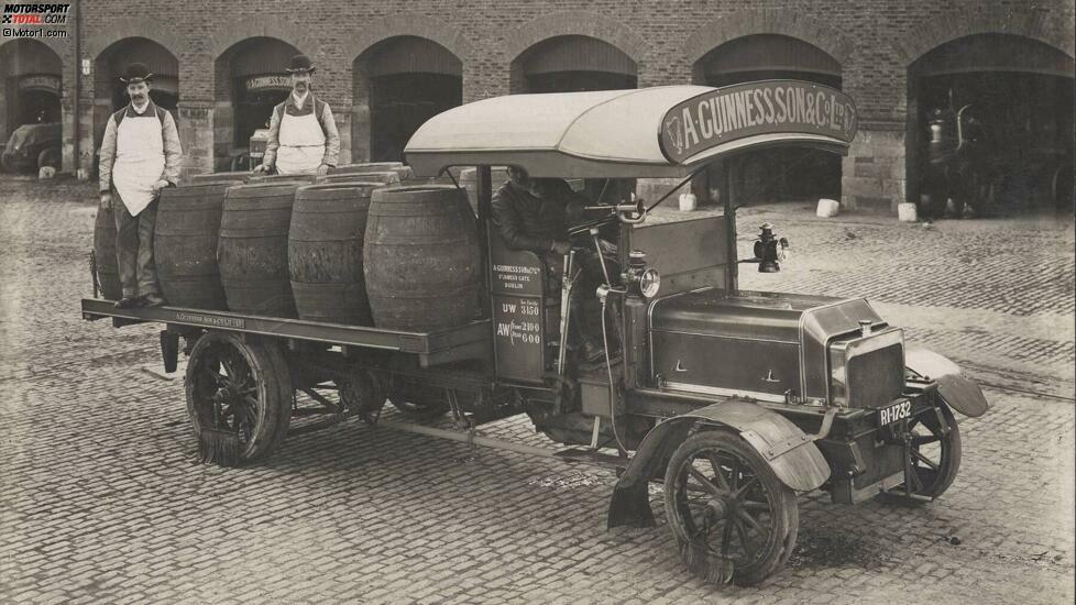 Guinness: Zur gleichen Zeit in der St. James's Gate Brewery in Dublin, bekannt als 
