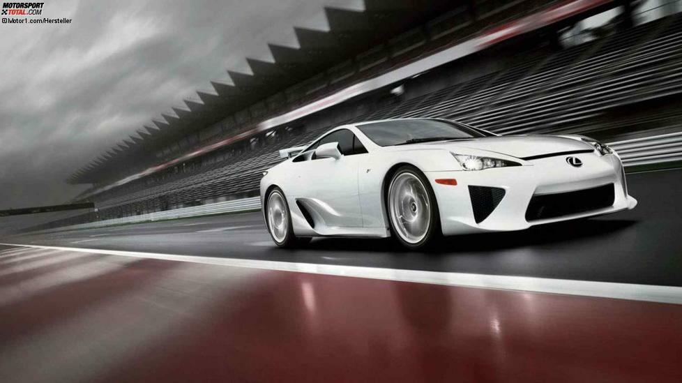 Der Lexus LFA wurde nur bis 2012 gebaut. Dies soll uns nicht daran hindern, uns an ihn und seine Carbon-Karosserie zu erinnern. 65 Prozent davon sollen aus Carbon bestehen, wodurch man rund 100 Kilo einsparte und die Steifigkeit des Ganzen erhöhte.