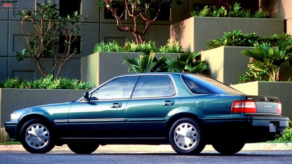 Hierzulande praktisch unbekannt ist der Honda respektive Acura Vigor, den es zwischen 1981 und 1995 in den USA gab. Anfangs basierte er auf dem Honda Accord, später lieferte der Honda Legend die Grundlage. Ab 1991 wurde der Vigor von einem Fünfzylinder-Motor mit einer Leistung von 158 bis 188 PS angetrieben.