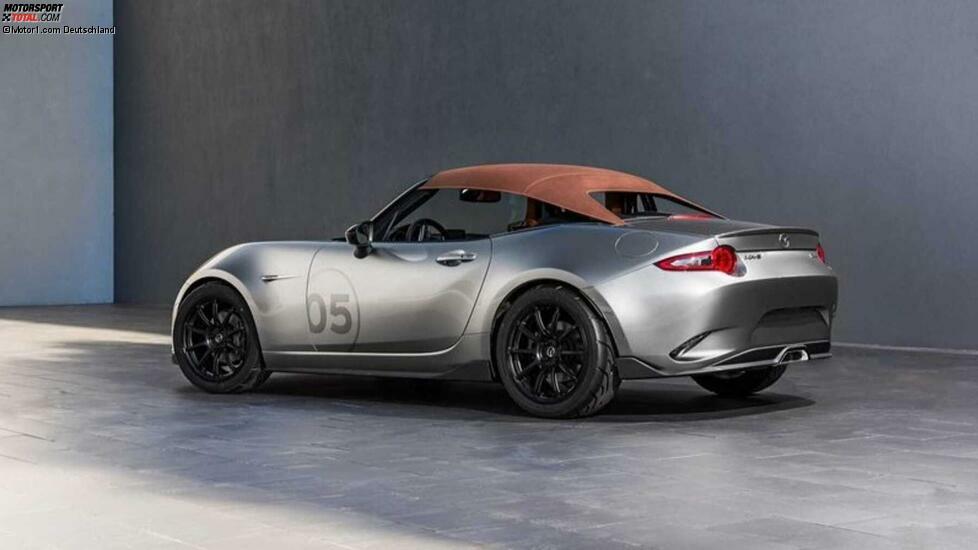 Das MX-5 Spyder Concept wurde 2015 auf der SEMA 2015 vorgestellt - neben einem ähnlich gestylten Speedster Concept. Der Spyder zeigt seinen Charakter mit seinem knapp geschnittenen 