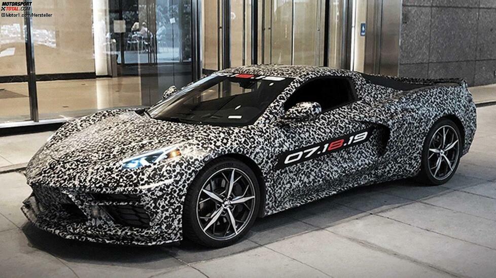 30 Jahre nachdem der bislang letzte Prototyp einer Mittelmotor-Corvette gezeigt wurde, wird endlich die erste Serien-Mittelmotor-Corvette vorgestellt. Sie bekommt den berühmten Beinamen 