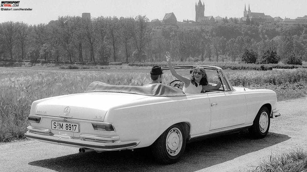 Fast barock muteten auf der IAA 1969 neben dem C 111 die Serienmodelle von Mercedes an. Sowohl das Coupé als auch das Cabriolet des 280 SE bekamen einen 200 PS starken V8 und das Kürzel 3.5 ans Heck.