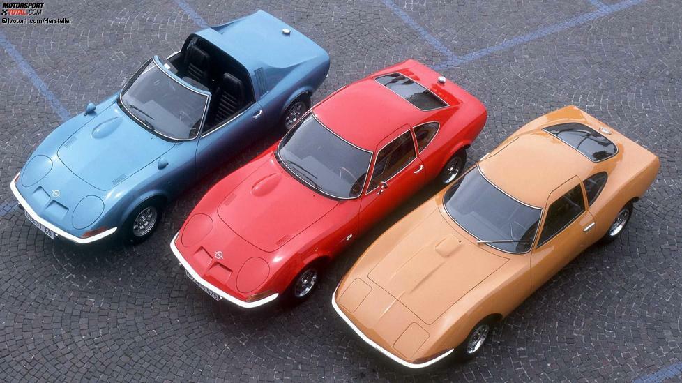 Zu den Auto-Stars des Jahres 1968 gehörte der Opel GT (Mitte). Warum ihn nicht einfach aufschneiden? So entstand die Studie Aero GT (links), die auf der IAA 1969 ihr Debüt gab. Obwohl optisch überzeugend, ging der Aero GT nicht in Serie.
