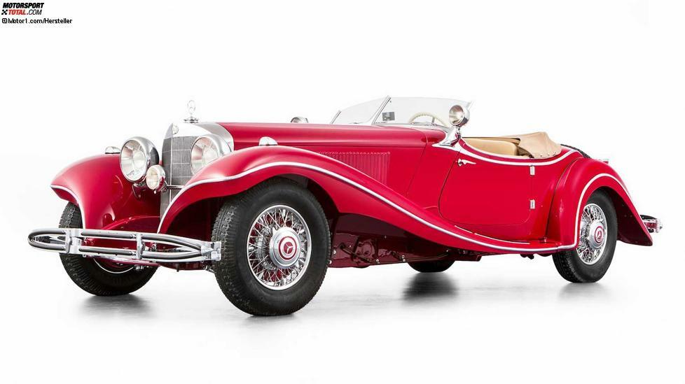 Ein weiterer Schritt nach oben, um ein weiteres Kunstwerk mit dem Stern zu treffen: Der Mercedes 500 K Roadster 1935 mit Sindelfinger Werkskarosserie wurde 2016 für 5,2 Millionen Euro verkauft.
Er ist einer von 29 Roadstern, die mit einem eleganten Design hergestellt wurden, ein zeitloser Klassiker mit 160 PS starkem Kompressor-Motor und 177 km/h Höchstgeschwindigkeit. Erstaunlich ist, dass das gleiche Auto bereits 2011 für 3,4 Millionen Euro versteigert wurde.Mercedes-Klassiker im Fahrbericht: