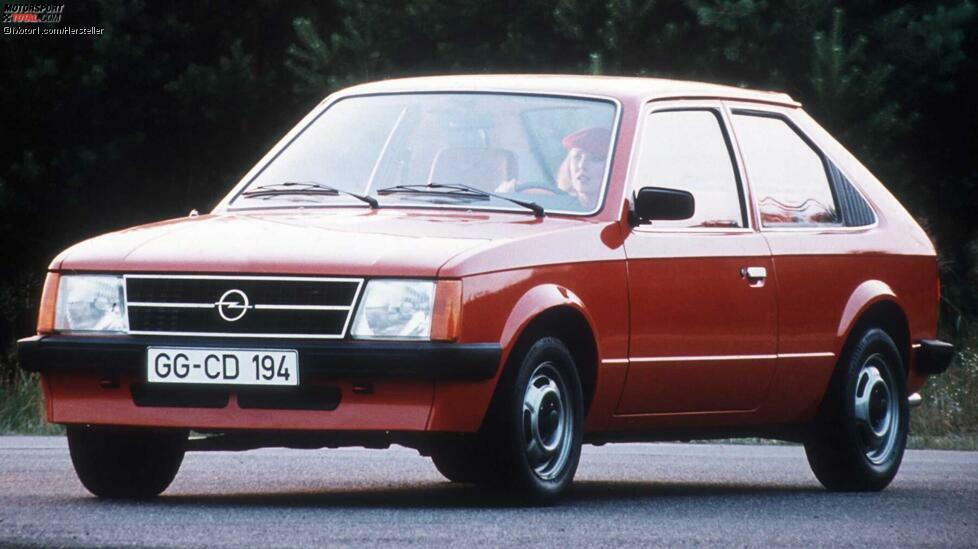 Maximal nüchtern: Der Opel Kadett D, gebaut zwischen 1979 und 1984, geriet wegen seines zweckmäßigen Designs schnell in Vergessenheit. Dabei war er der erste Kadett mit Frontantrieb. Als Kuriosum gab es das Schrägheck mit kleiner oder großer Klappe.