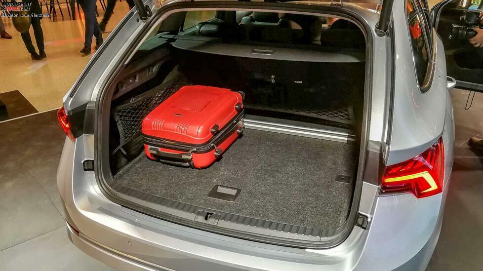 Nahezu unendliche Weiten im Kofferraum des neuen Octavia Combi: 640 Liter Volumen prädestinieren ihn zum Familienfreund.