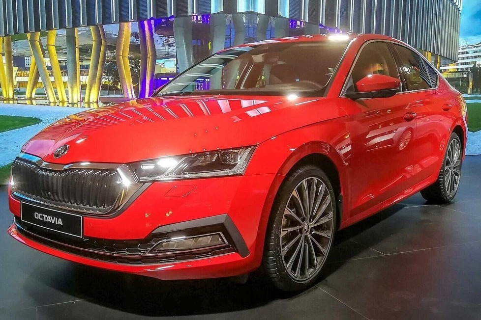 Ende März 2020 kommt der neue Skoda Octavia auf den Markt, ab Dezember 2019 kann man ihn bestellen - Entdecken Sie ihn in unserer großen Bildergalerie