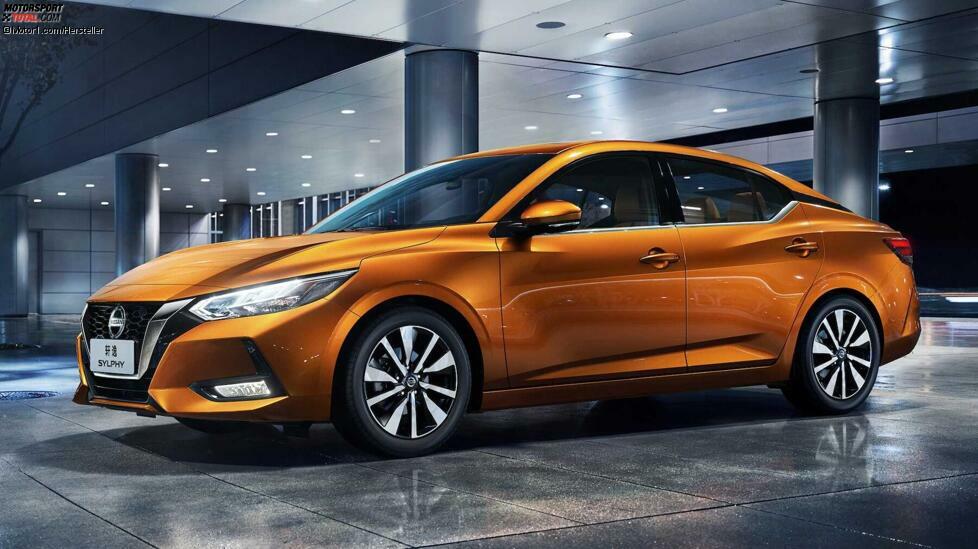 Der Nissan Sentra des Modelljahres 2020 wurde im April 2018 in China vorgestellt, alerdings als Nissan Sylphy. In L.A. wird die US-Version debütieren. Nach einem geleakten Modellprospekt könnte der Sentra in der achten Generation das Schaltgetriebe verlieren. Nach derselben Quelle soll der neue Sentra statt dem 130 PS starken 1,8-Liter nun einen 149 PS starken 2,0-Liter-Motor bekommen.
Mehr Neues zu Nissan:Nissan-Prototyp gibt Ausblick auf nächste Elektroauto-GenerationNissan 370Z Test Mule könnte den neuen Z-Antrieb verbergen