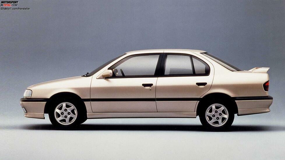 Früher bauten die Japaner richtig gute, aber auch richtig unauffällige Mittelklasse-Limousinen. So wie den Nissan Primera, der 1990 den Bluebird beerbte. Der P10, wie die erste Generation intern heißt, wurde als erstes Modell von Nissan gezielt für den europäischen Markt entwickelt und produziert. Bis 1997 blieb der zwischen 75 und 150 PS starke Primera P10 auf dem Markt. Einige Berühmtheit erlangte er in diversen europäischen Tourenwagen-Rennserien.Noch mehr zum Thema Old- und Youngtimer:Diese 10 Youngtimer bekommen 2019 ein H-KennzeichenZeitreise: Unterwegs im VW Golf II von 1990