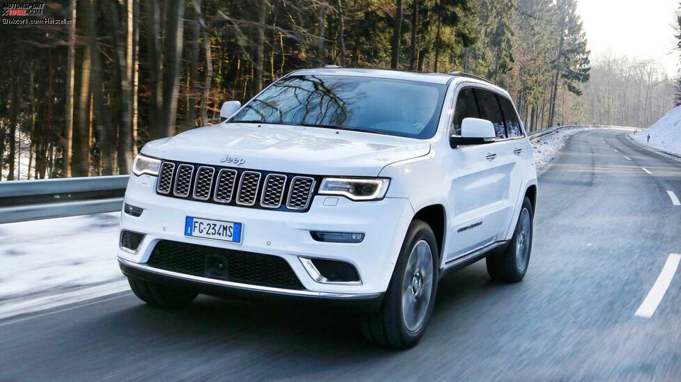 Auch der Jeep Grand Cherokee ist ein gutes Zugpferd. Allerdings nicht der Trackhawk, der Autofans vielleicht zuerst einfällt, der zieht nur maximal drei Tonnen. Auch nicht die V8-Modelle, sondern der 3,0-Liter-V6 in den Ausstattungen Limited, Overland oder S. Die ziehen genauso viel wie der Touareg: 3,5 Tonnen.