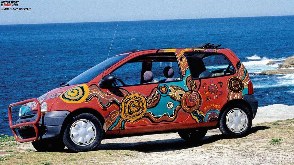Ist der Twingo langstreckentauglich? Für zwei Franzosen definitiv: 1994 fuhren sie 240.000 Kilometer durch Australien, am Ende wurde der Wagen von einem Aborigine-Künstler bemalt.
Natürlich sorgte das kleine Auto mit französischem Kennzeichen in Australien für Aufsehen. Zeitungen berichteten über die Tour im Twingo.