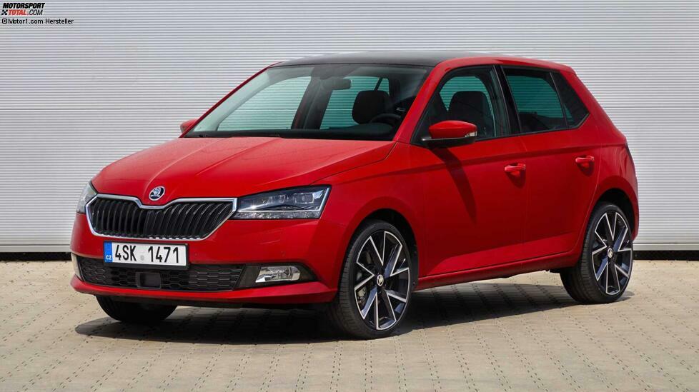 Auch das Basismodell des Skoda Fabia schafft es in die Top Ten der lahmsten Modelle. Unter der Motorhaube arbeitet ein Dreizylinder-Sauger mit 1,0 Liter Hubraum, 60 PS und 95 Nm Drehmoment. Damit ist der Kleinwagen gut für eine Höchstgeschwindigkeit von 158 km/h und eine Beschleunigung von 0 auf 100 km/h in 16,4 Sekunden. Den Combi gibt es mit diesem Motor nicht, da beginnt die Preisliste mit der 95-PS-Version. 