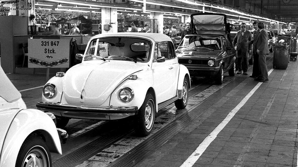 Time to say Goodbye: Am 10. Januar 1980 lief das letzte VW Käfer Cabriolet vom Band, um Platz für den offenen Golf zu machen. Zuvor hatten sich Liebhaber die letzten Exemplare gesichert.
Im Jahr 1979 kostete das Käfer Cabrio 14.423 DM. Von 1949 bis 1980 bauten Volkswagen und Karmann 331.947 Cabrios.
