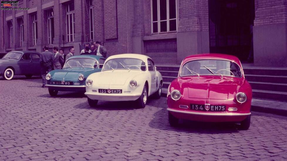 1953 siegt Rédélé mit dem aus Aluminium karossierten ?Spezial? bei der Rallye Dieppe-Rouen, dem Coupe des Essarts und der Rallye Lissabon.
Der Traum von der eigenen Sportwagenfertigung scheint Wirklichkeit zu werden, als 1954 ein US-amerikanischer Unternehmer Interesse signalisiert, den Wagen unter dem Namen ?The Marquis? in den Vereinigten Staaten zu produzieren. Ein zweiter Prototyp ist bereits auf der New York Motorshow zu sehen, doch dann kommt alles anders: Der erhoffte 