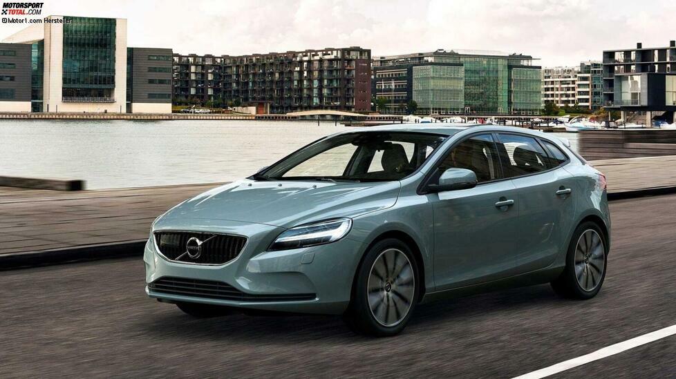 Beinahe geräuschlos (viele wissen es noch nicht) verschwand der V40 aus dem Volvo-Programm, sodass die schwedische Marke im C-Segment nur noch den XC40 als Allrounder vermarktet.
Wir würden uns freuen, wenn die nordische Firma wieder einen Vertreter hätte, der gegen den Audi A3 Sportback, BMW 1er und die Mercedes A-Klasse antritt.