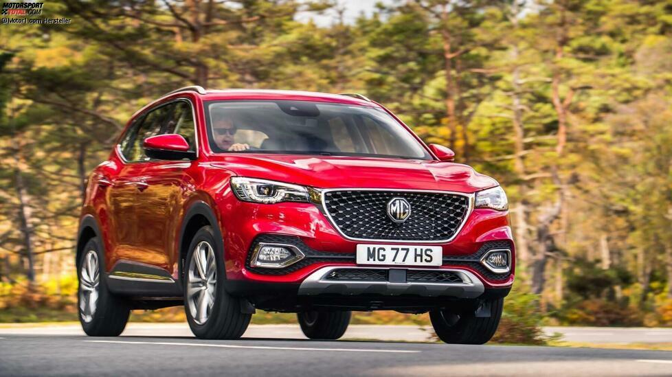 Ja, die britische Marke MG existiert immer noch, obwohl sie jetzt dem chinesischen Riesen SAIC gehört. Der HS ist ein wirklich kurioses SUV, da er an den Seat Tarraco erinnert, der Kühlergrill dem des Mazda CX-5 ähnelt und das Heck eine gewisse Ähnlichkeit mit dem eines Mercedes-Benz aufweist. 
Was die mechanische Seite betrifft, so wird er mit zwei Turbobenzinern mit 1,5 und 2,0 Liter Hubraum und 160 respektive 226 PS vermarktet. Der leistungsstärkere Motor kommt stets mit Allrad. In Chile beginnen die Preise bei nur 11.500 Euro ...