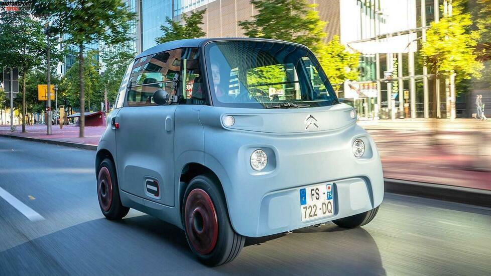 Ist das der endgültige Sargnagel für Coolness auf vier Rädern oder die Zukunft der intelligenten Mobilität? Zumindest ist es ? anders. Der Citroen Ami ist ein winziger Elektro-Würfel mit nur 2,41 Meter Länge, einer Vmax von 45 km/h und einer Reichweite von etwa 75 km (im World Motorcycle Test Cycle, WMTC).
Für die Stadt reicht es also gerade so, aber ausgerechnet seine Radikalität könnte auch viele ansprechen. Marktstart soll im ersten Quartal 2021 sein. In Frankreich gibt es den Ami ab etwa 6.900 Euro, die Preise für Deutschland sind noch nicht bekannt.

Basispreis: noch nicht bekannt
Motor: E-Motor mit 6 kW/8 PS
Höchstgeschwindigkeit: 45 km/h
Akku: 5,5 kWh
Reichweite: bis zu 75 km (WMTC) 
Länge: 2.410 mm
Marktstart: 1. Quartal 2021