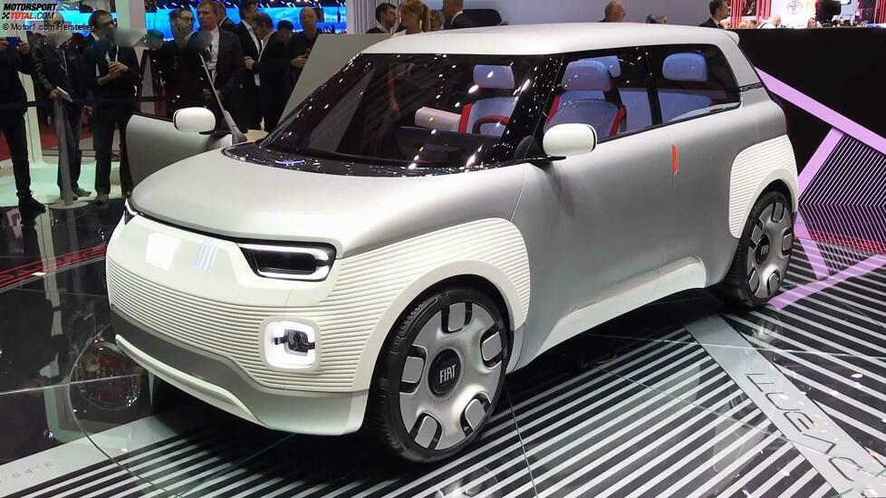 Auf dem Genfer Salon 2019 zeigte Fiat die Elektro-Studie Centoventi, deren Name sich auf (damals) 120 Jahre Fiat bezog. Gut zwei Jahre später könnte auf der IAA die Serienversion debütieren. 
Analog zum Elektro-500 könnte sie eine Art Elektro-Panda sein, der parallel zum etwas angejahrten Verbrenner-Panda weitergebaut wird. Noch offen ist, ob der Stellantis-Konzern die Plattform vom Corsa-e spendiert. Wir tippen eher auf die Technik vom Strom-500, also Akkus mit 42 und knapp 24 kWh Kapazität. 
Da die Serienversion des Centoventi besonders preisgünstig sein soll, könnte auch nur der kleine Akku zum Zuge kommen. Wir sind gespannt, welche Züge des Ur-Panda das Auto tragen wird.