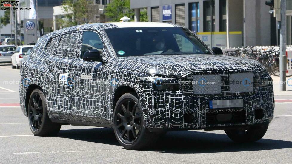 BMW X8 (2023) Erlkönig