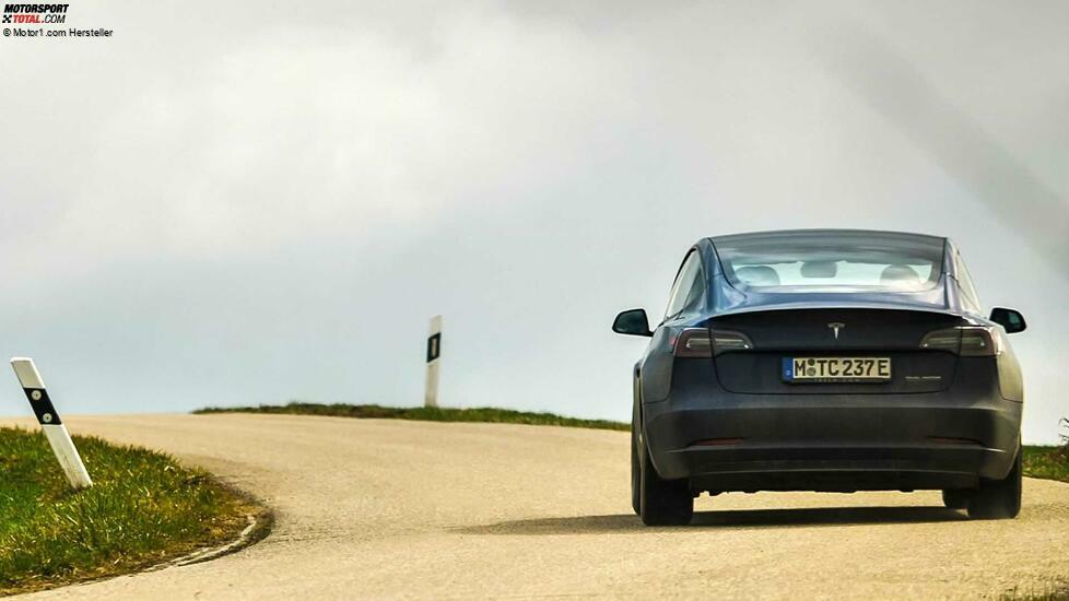 Tesla Model 3 (2021) im Test