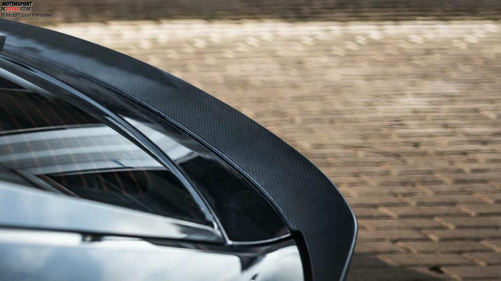 Manhart RQ 900 auf Basis Audi RS Q8