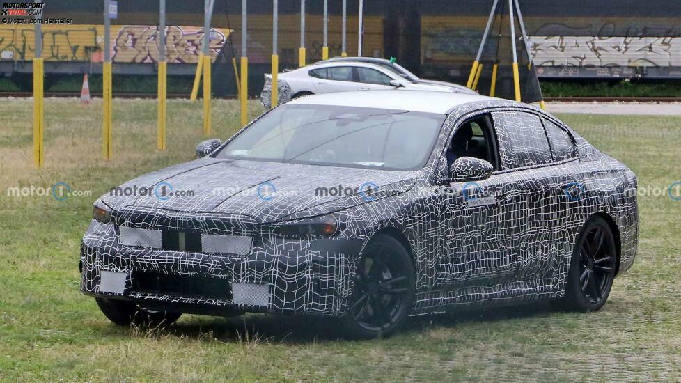 BMW 5er (2023) als Erlkönig