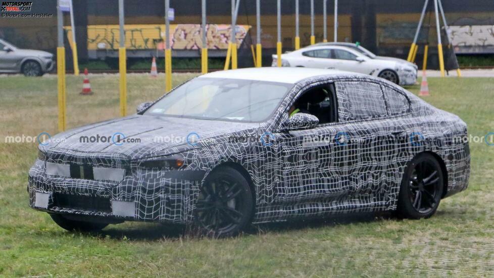 BMW 5er (2023) als Erlkönig