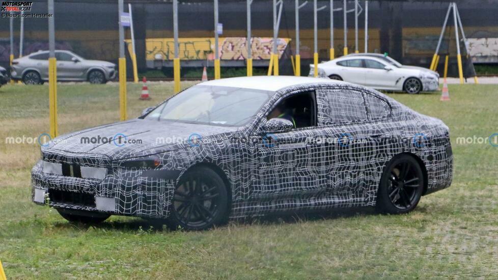 BMW 5er (2023) als Erlkönig