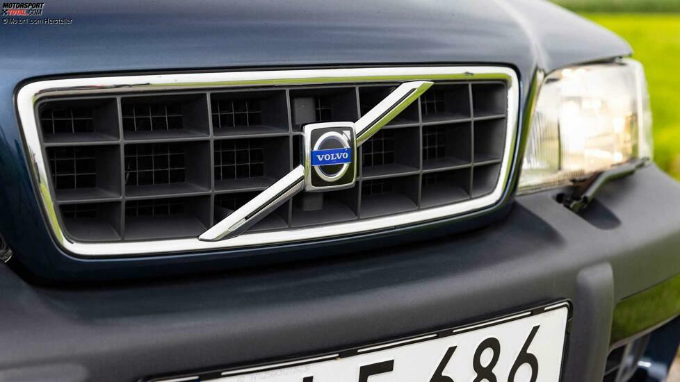 Volvo Cross Country drei Generationen im Fahrbericht