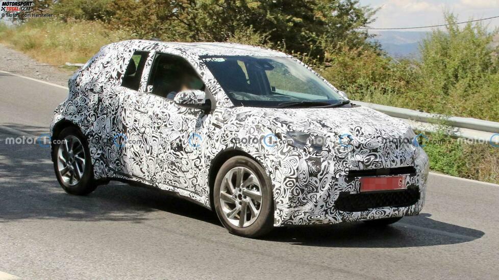 2022 Toyota Aygo neues Spionagefoto