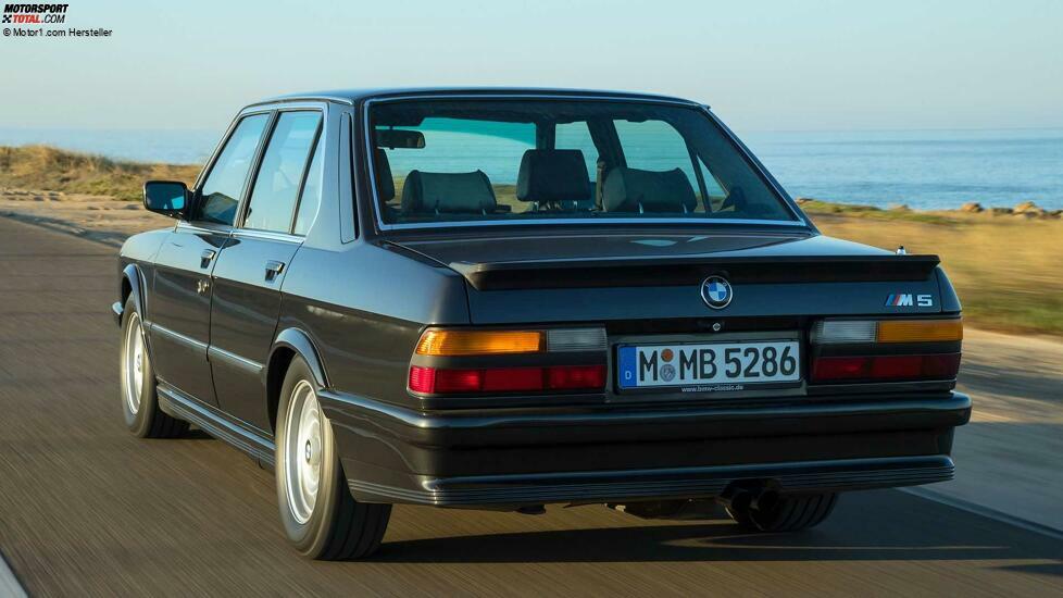 BMW M5 E28 (1985-1987)