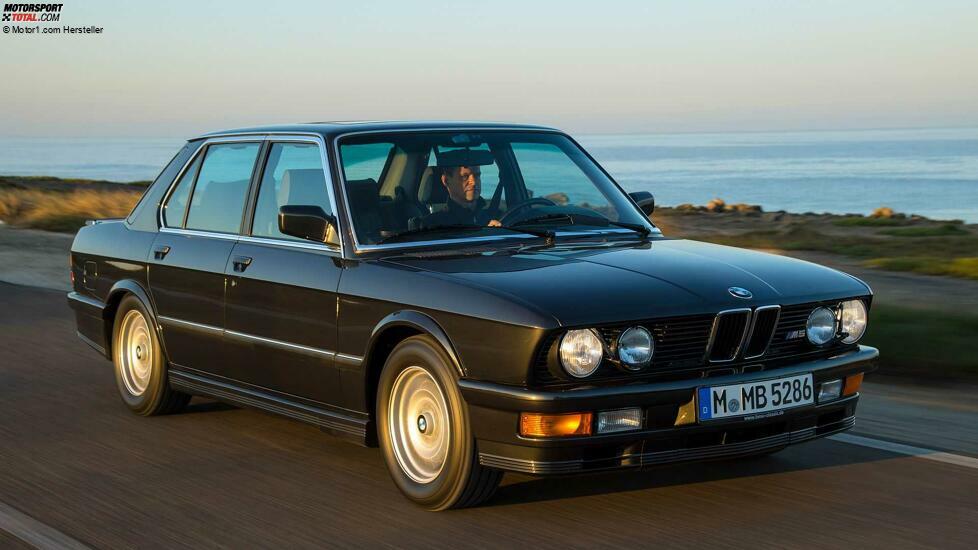BMW M5 E28 (1985-1987)