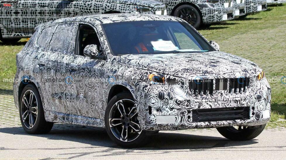 2022 BMW X1 neues Spionagefoto (vorne)