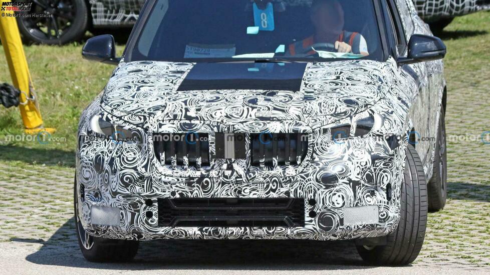 2022 BMW X1 neues Spionagefoto (vorne)