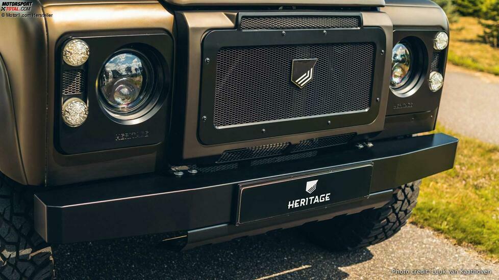 Heritage Customs Land Rover Defender 90 V8 (1985)