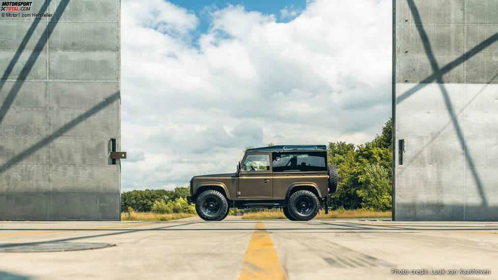 Heritage Customs Land Rover Defender 90 V8 (1985)