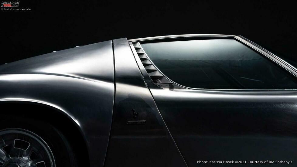 1971 Lamborghini Miura P400 S by Bertone