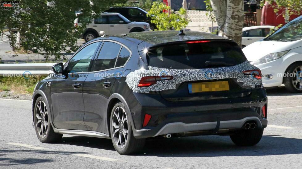 Ford Focus Active (2022) als Erlkönig