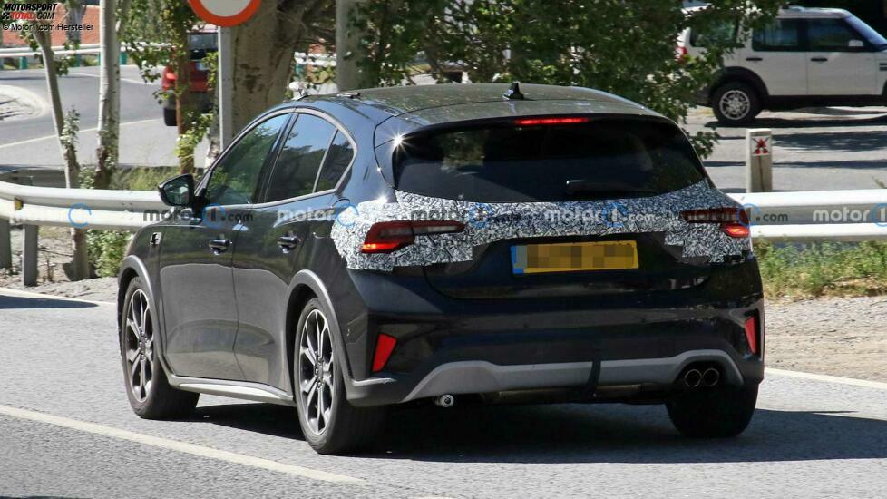 Ford Focus Active (2022) als Erlkönig