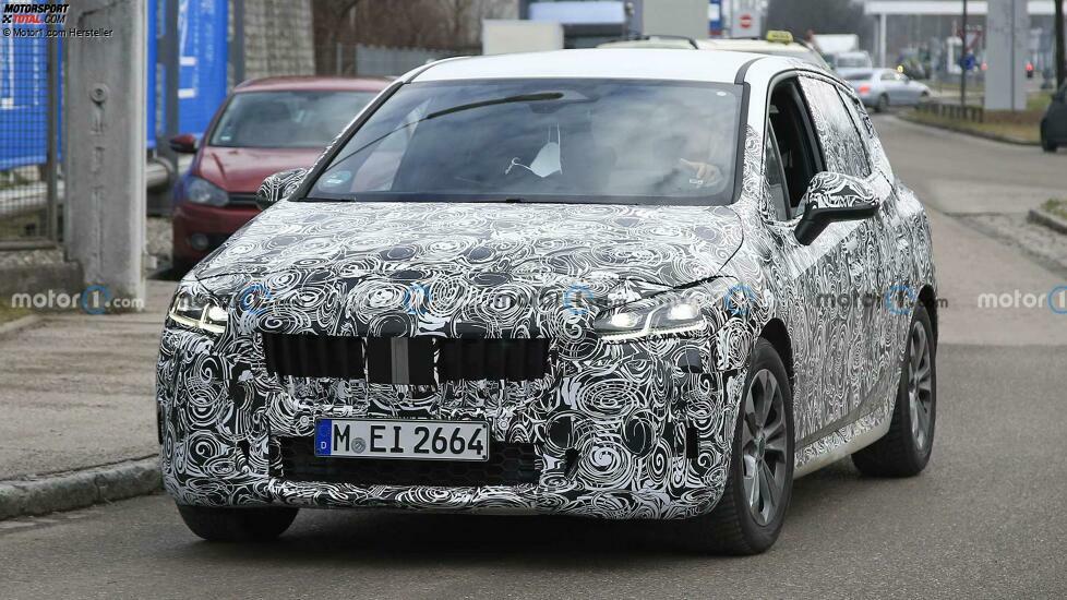 BMW 2er Active Tourer (2021) auf neuen Erlkönigbildern