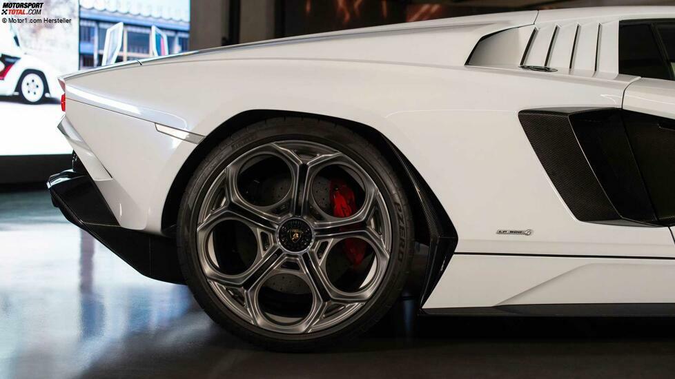Lamborghini Countach LPI 800-4