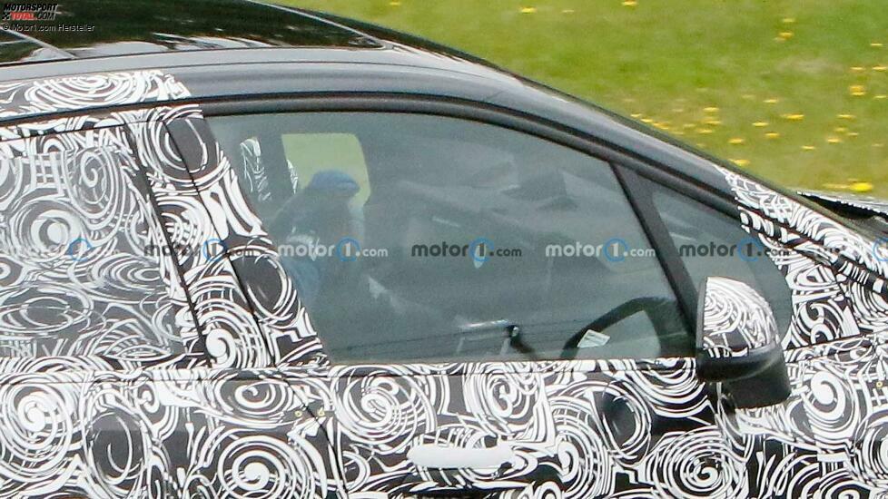 BMW 2er Active Tourer (U06) neuer Prototyp