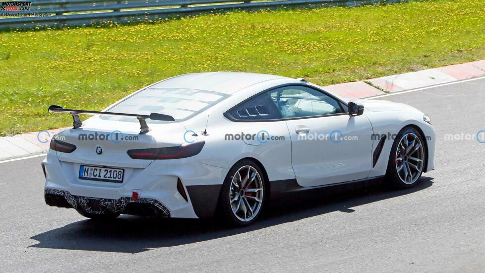 BMW M8 Test Vehicle auf neuen Erlkönigbildern
