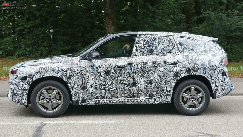 2022 BMW X1 neues Spionagefoto (Außen)