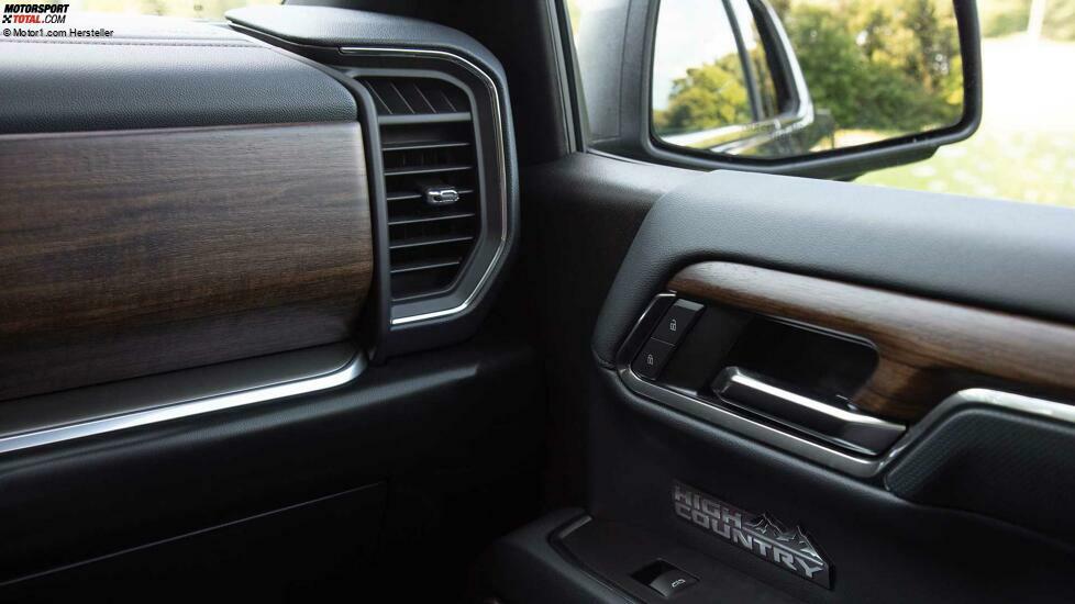 2022 Chevrolet Silverado High Country Wood  Trim