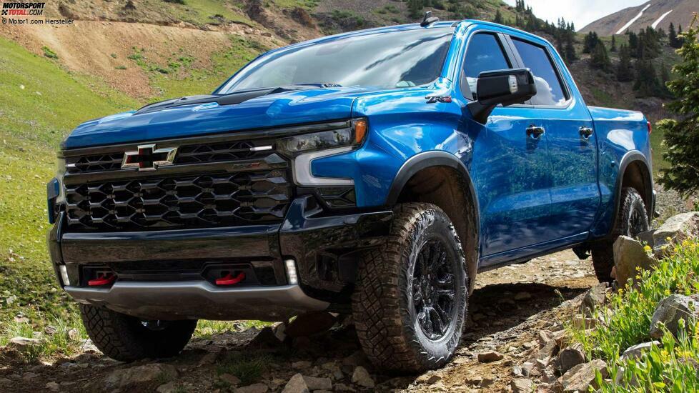 2022 Chevrolet Silverado ZR2 On Rocks