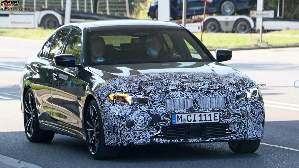 BMW 3er G20 Facelift (2022) auf neuen Erlkönigbildern